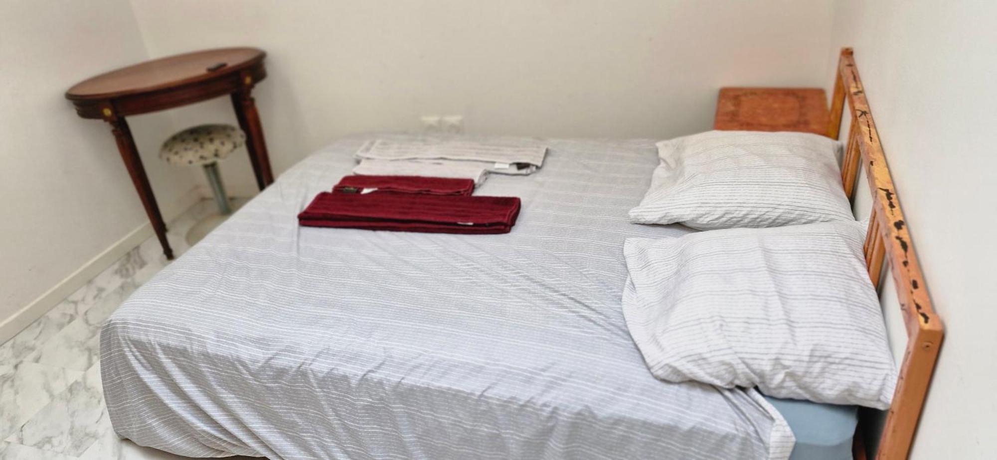 Bed And Breakfast Chez L'Habitant Marseille Værelse billede